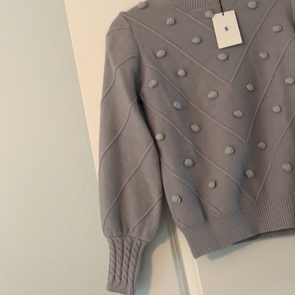 Grey Dot Sweater Size S - Picture 3 of 6